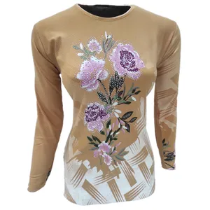 بلوز آستین بلند زنانه مدل نگین کاری موهر رنگ کرمی