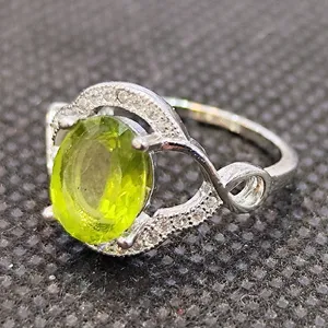 انگشتر نقره زنانه مدل سنگ زبرجد آفریقایی کد 258