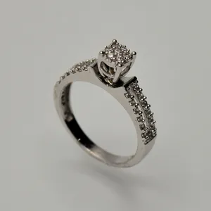 انگشتر طلا 18 عیار زنانه مدل پروا