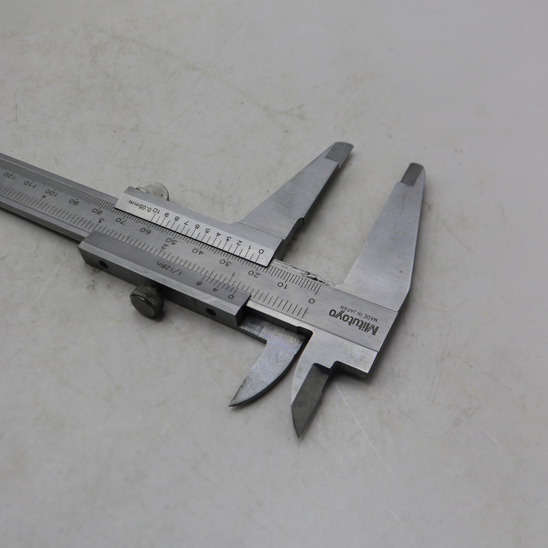 کولیس میتوتویو مدل YP-japan--0-300MM گستره 0-300 میلی متر
