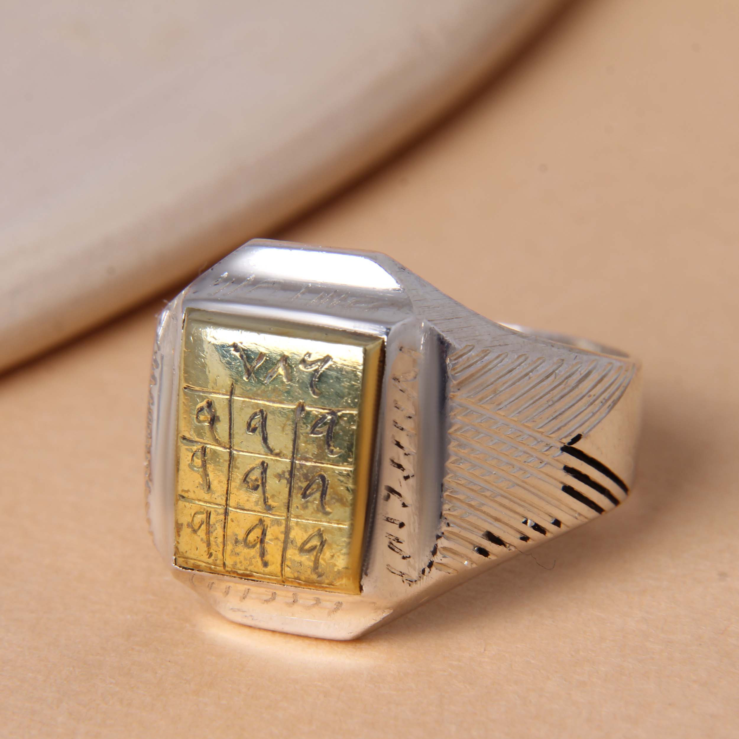 انگشتر نقره مردانه مدل حرز کد AM_2246 انگشتر نقره مردانه مدل حرز کد AM_2246