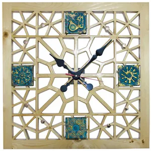 ساعت دیواری دست نگار طرح گره چینی