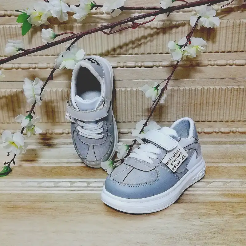 کفش مخصوص پیاده روی بچگانه مدل K652