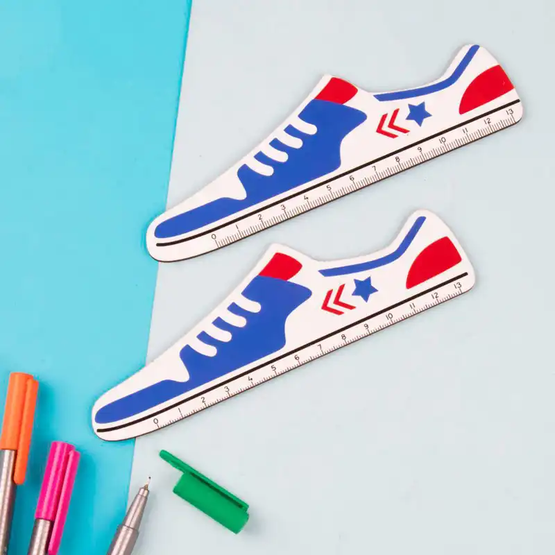 خط کش مدل کتونی فانتزی مجموعه 2 عددی