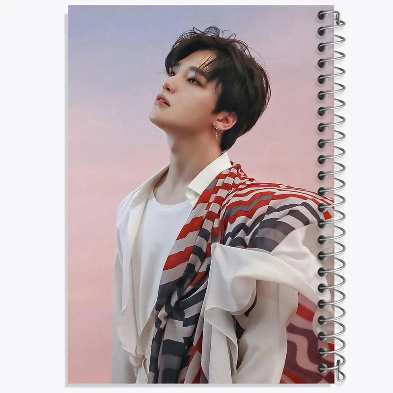 دفتر مشق 100 برگ خندالو طرح دینو گروه سونتین Seventeen کد 21605