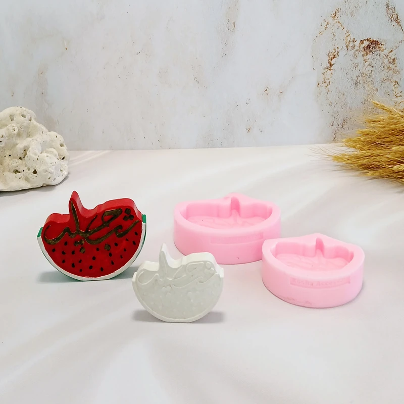 عکس شماره 3 : قالب شمع کوشا اکسسوری مدل هندوانه شب چله مجموعه 2 عددی