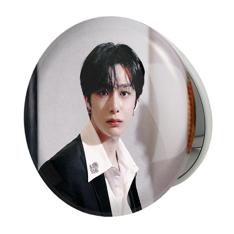 آینه جیبی خندالو طرح هیونگ وون گروه مانستا اکس MONSTA X مدل تاشو کد 12261 