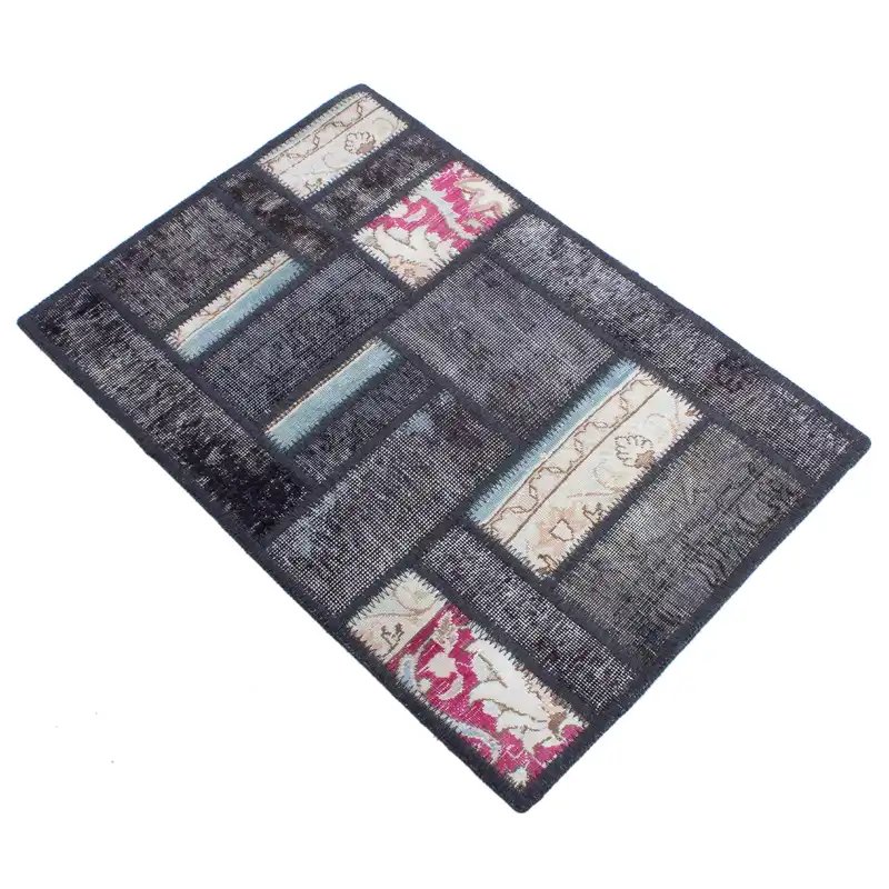 کلاژ فرش دستبافت نیم متری مدل خوی کد 13657