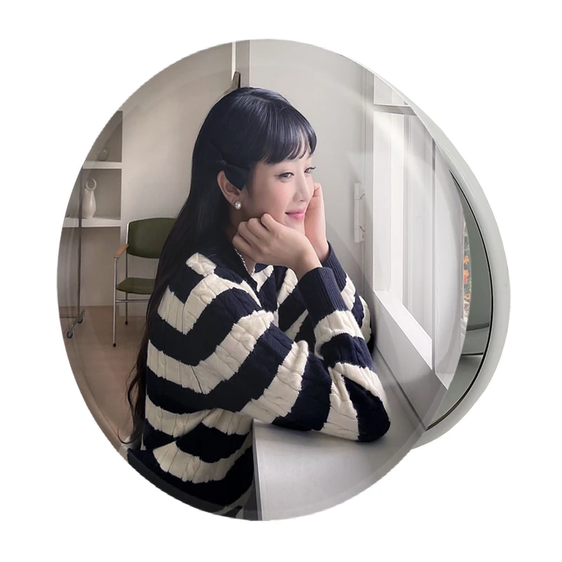 آینه جیبی خندالو طرح مینی گروه جی آیدل GIdle مدل تاشو کد 19533 