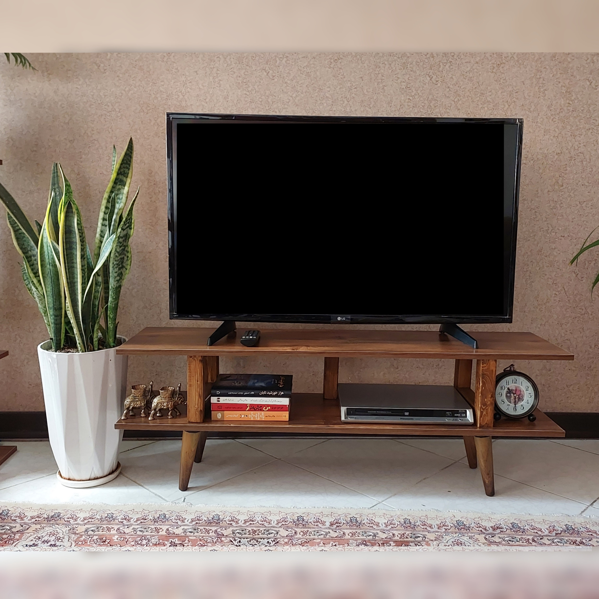 میز تلویزیون مدل Tv888