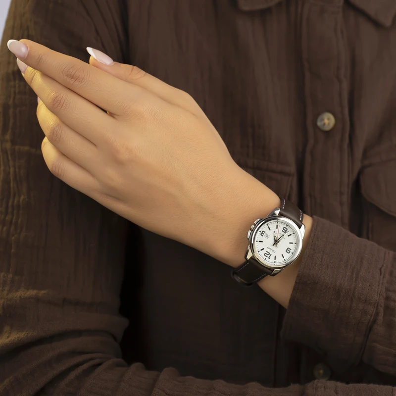 ساعت مچی عقربه ای زنانه کاسیو مدل LTP-1314L-7AVDF