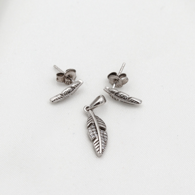 نیم ست نقره زنانه مدل برگ کد SHS-39 نیم ست نقره زنانه مدل برگ کد SHS-39