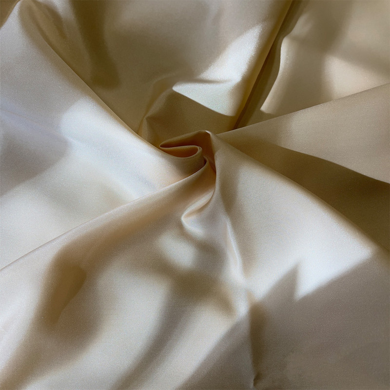 رومیزی مدل ساتن رز سایز 200x200 سانتی‌متر