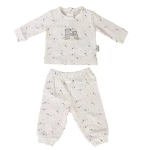 ست تی شرت و شلوار نوزادی بیبی دال مدل cab189