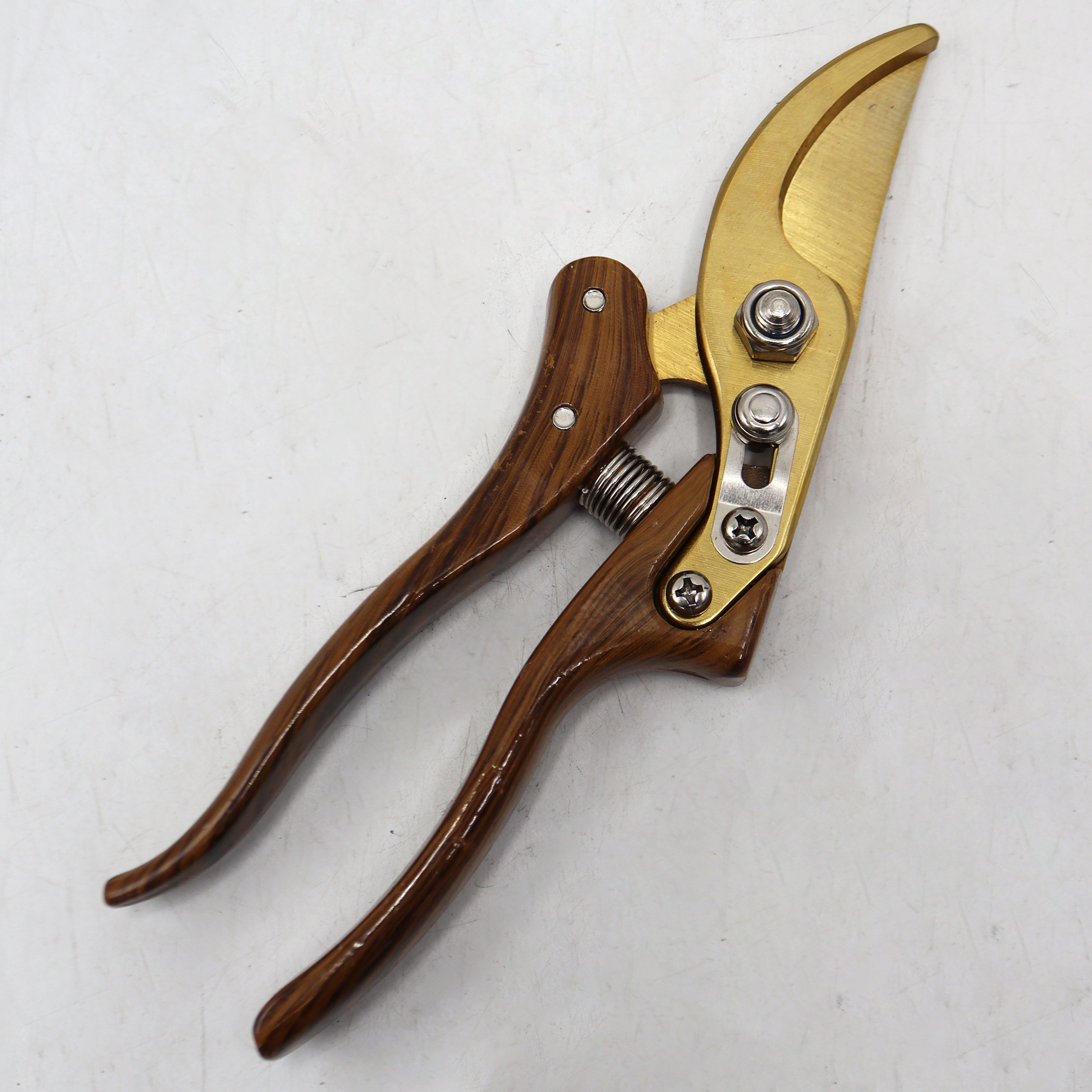 قیچی باغبانی مدل گوریلا کد YP-AR-SK-5