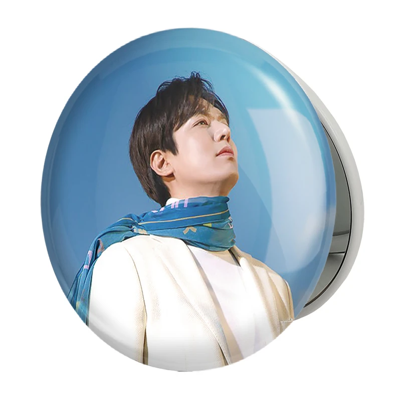 آینه جیبی خندالو طرح لی مین هو Leemin ho مدل تاشو کد 12377 