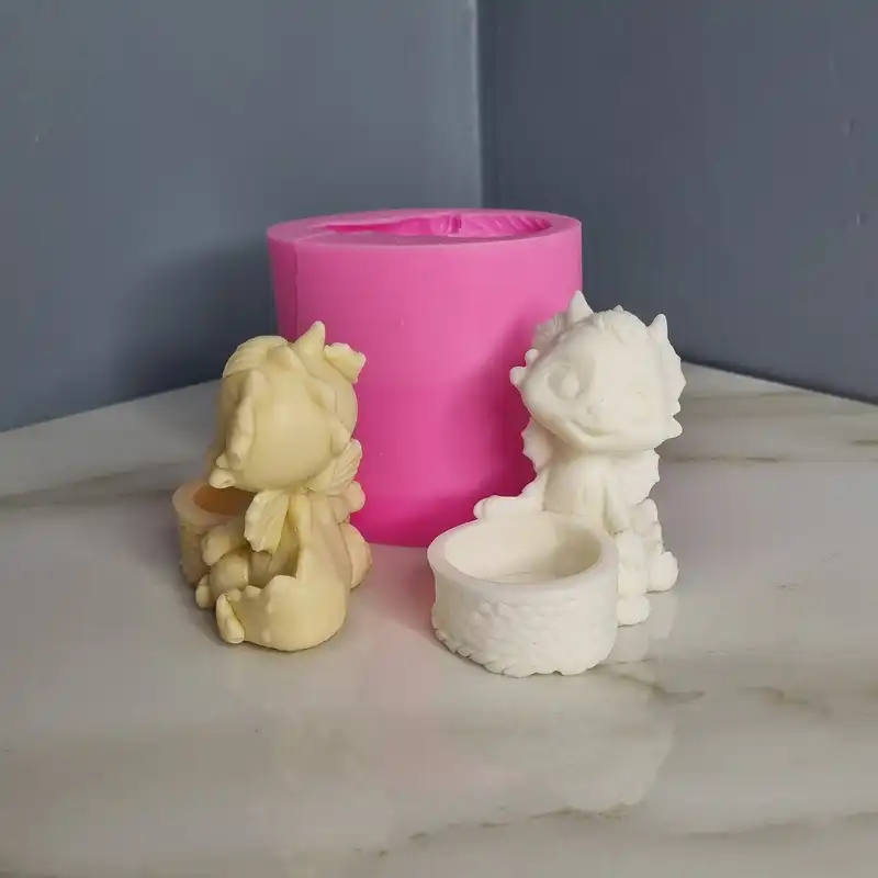 قالب شمع مدل اژدها وارمردار نماد سال 1403