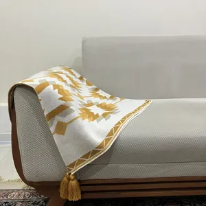 شال مبل مدل برگ کد 03 سایز 180x140 سانتی متر