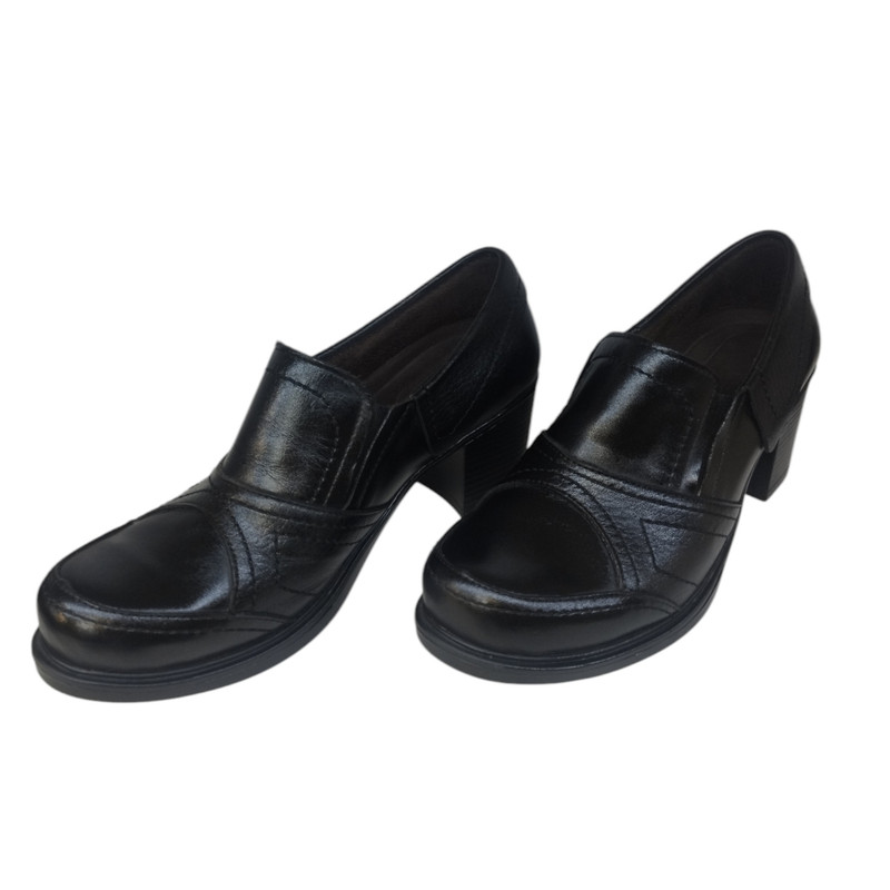 کفش زنانه مدل NGD 391 چرم طبیعی رنگ مشکی