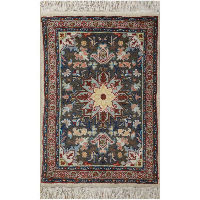 فرش دستبافت یک متری فرش هریس کد 101890 فرش دستبافت یک متری فرش هریس کد 101890