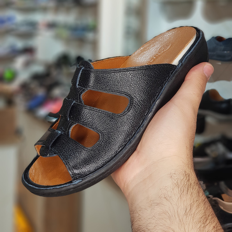 صندل زنانه مدل چرم طبیعی کد 034 رنگ مشکی