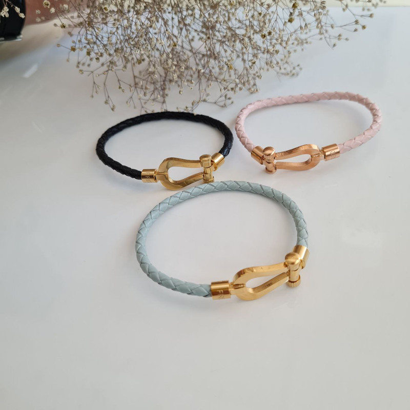 دستبند زنانه مدل فرد