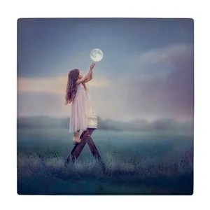  زیر لیوانی  طرح دختر بچه و نردبان و ماه کد    6167484_5547