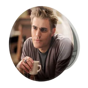 آینه جیبی خندالو طرح استفان سالواتوره خاطرات یک خون آشام  The Vampire Diaries  مدل تاشو کد 23688 