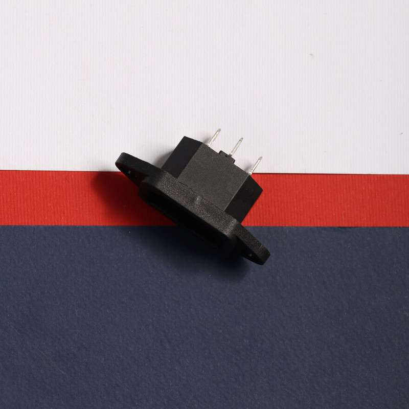 سوکت پاور نری مدل لحیمی کد 10A سوکت پاور نری مدل لحیمی کد 10A