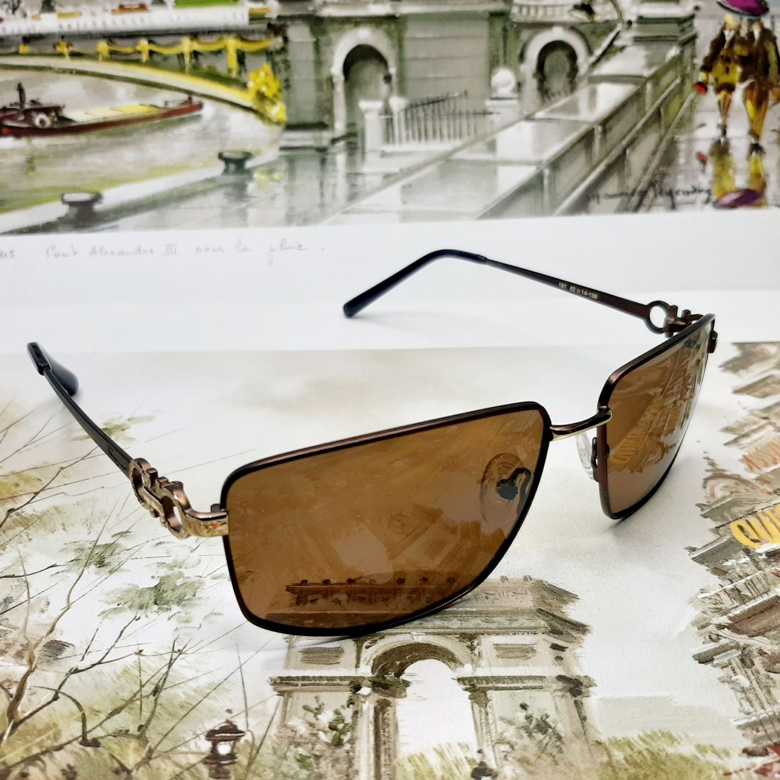 عینک آفتابی سالواتوره فراگامو مدل SF181br -  - 3