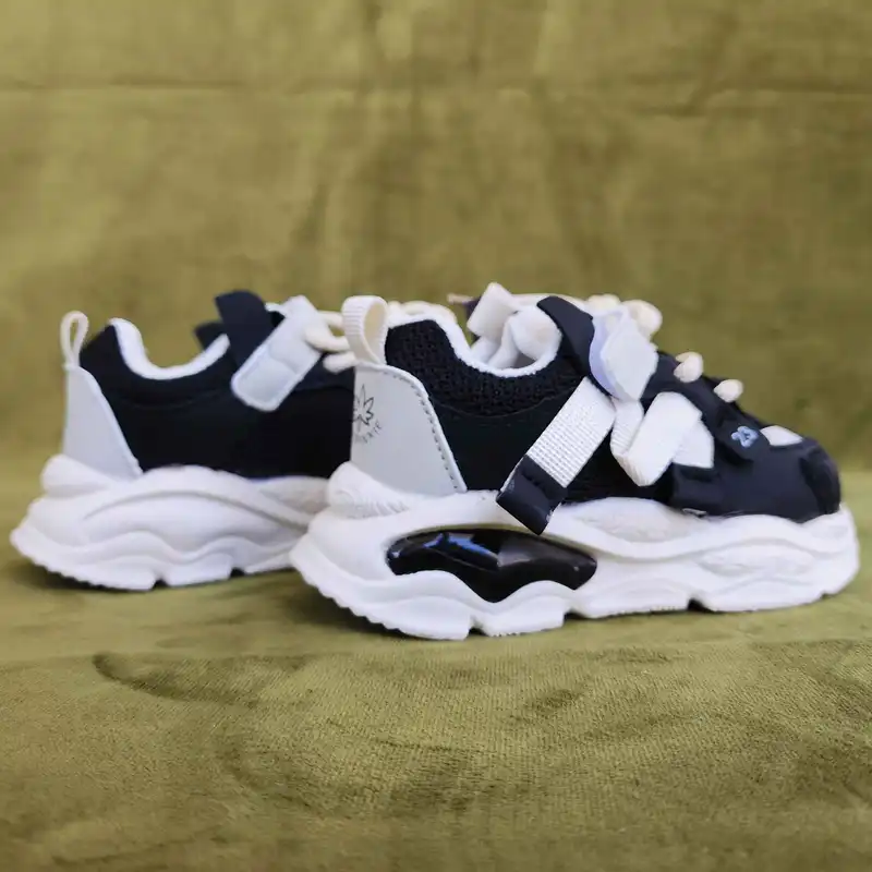 کفش مخصوص پیاده روی مدل  LuckyQ-23Q-BlkQ-103018