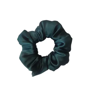 کش مو زنانه مدل اسکرانچی ساتن