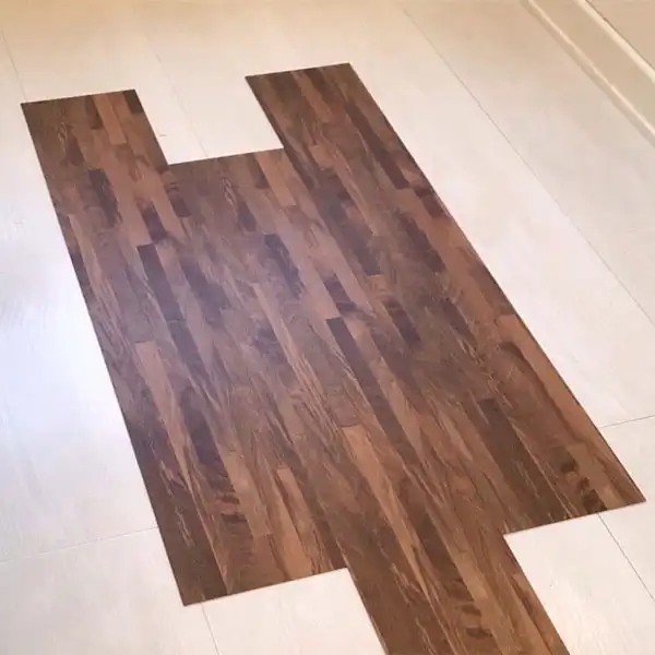 کفپوش وینیفلکس مدل  استریپ کلاسیک کد 2002 بسته 24 عددی