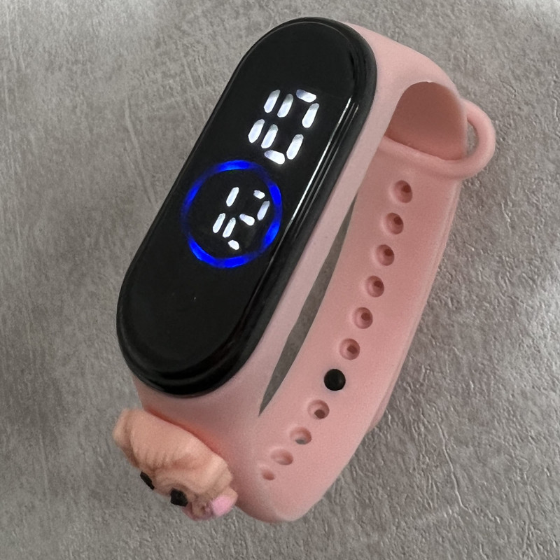 ساعت مچی دیجیتال بچگانه مدل ضد آب سیلیکونی طرح دخترک مرلین PIN کد G MERLIN