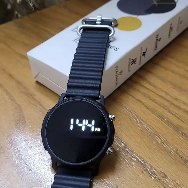 ساعت مچی دیجیتال مدل ال ای دی 01