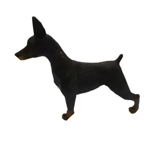 فیگور مدل سگ دوبرمن پینشر