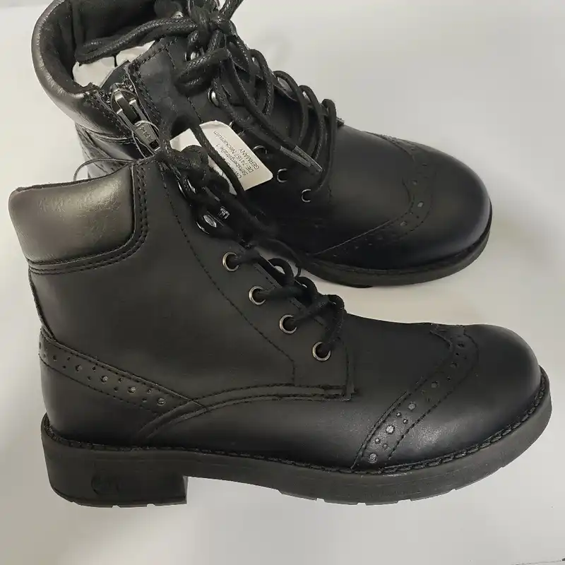 نیم بوت پسرانه پیپرتس مدل GSH61