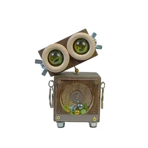 مجسمه چوبی مدل آدمک کد 06