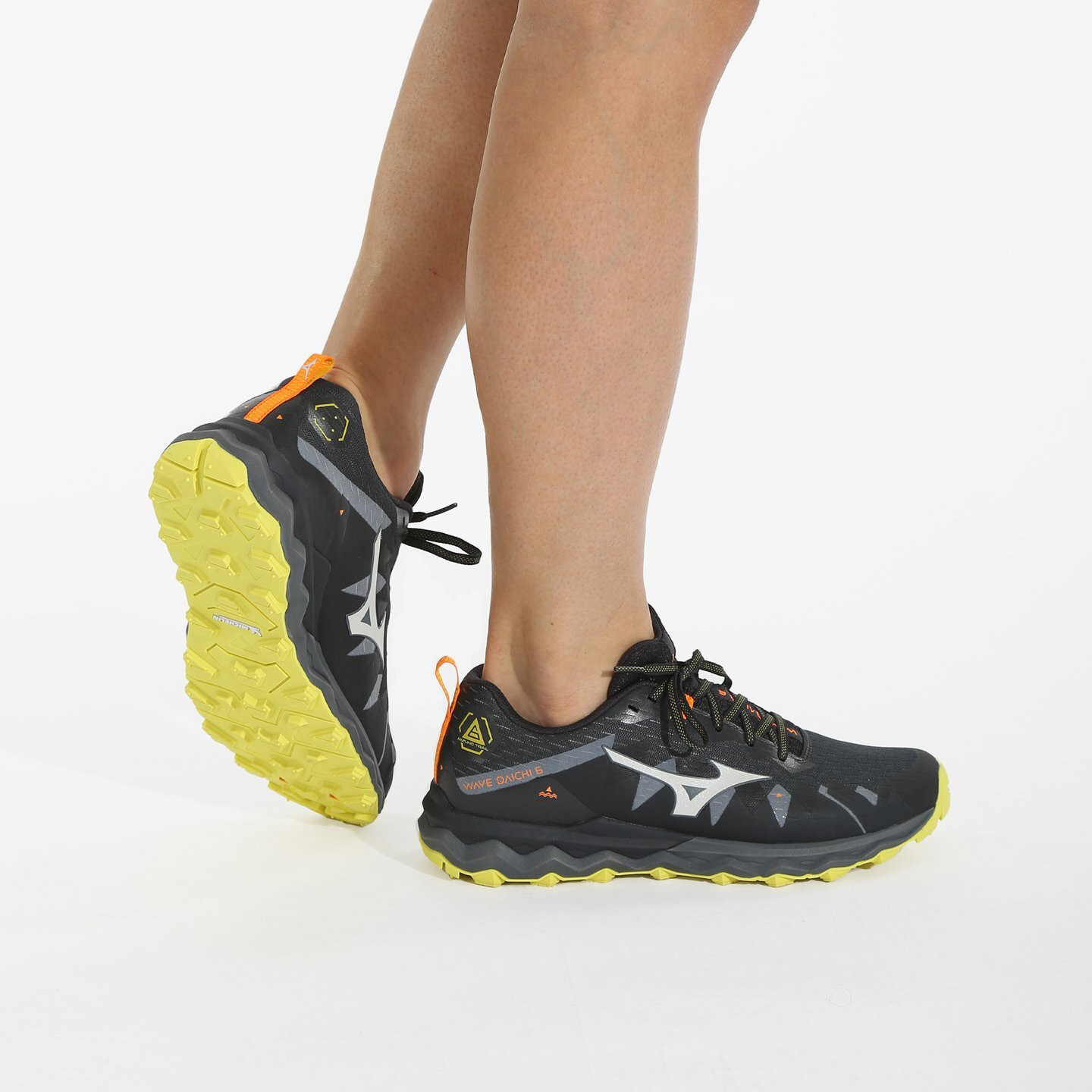 کفش مخصوص دویدن مردانه میزانو مدل  WAVE DAICHI 6 کد J1GJ217140 -  - 3