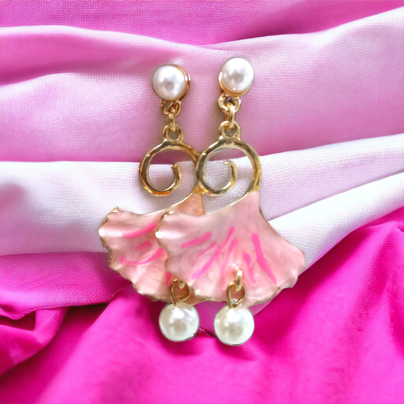 گوشواره زنانه مدل صدف و مروارید