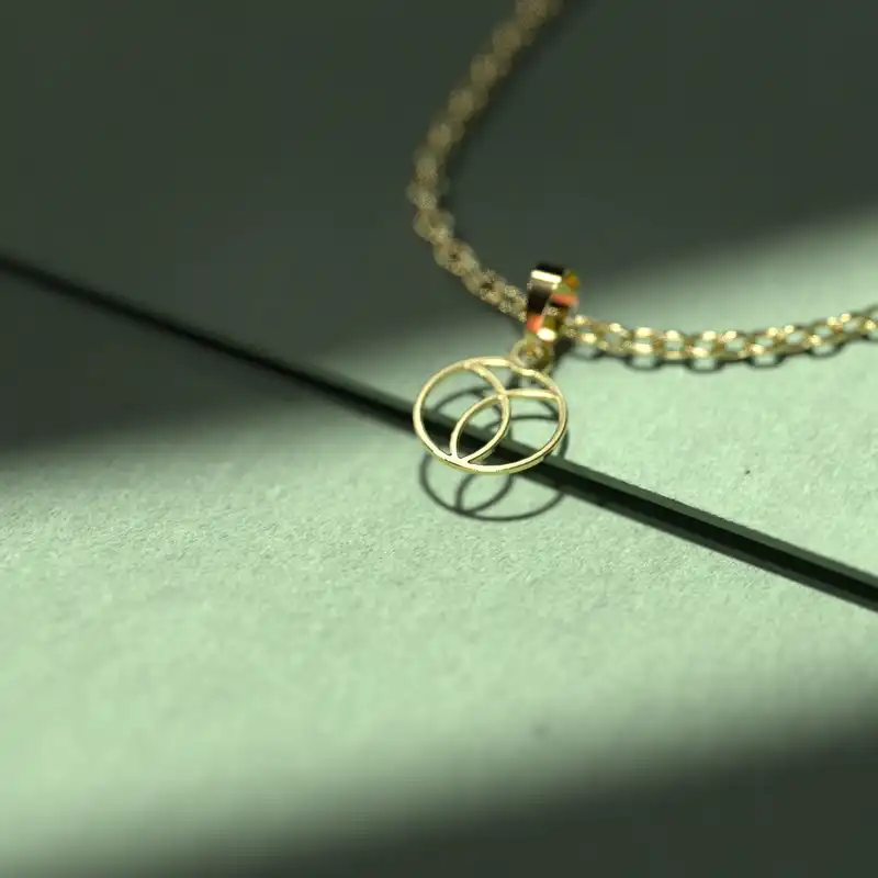 گردنبند طلا 18 عیار زنانه مدوپد مدل هندسی کد CC2-1-1172