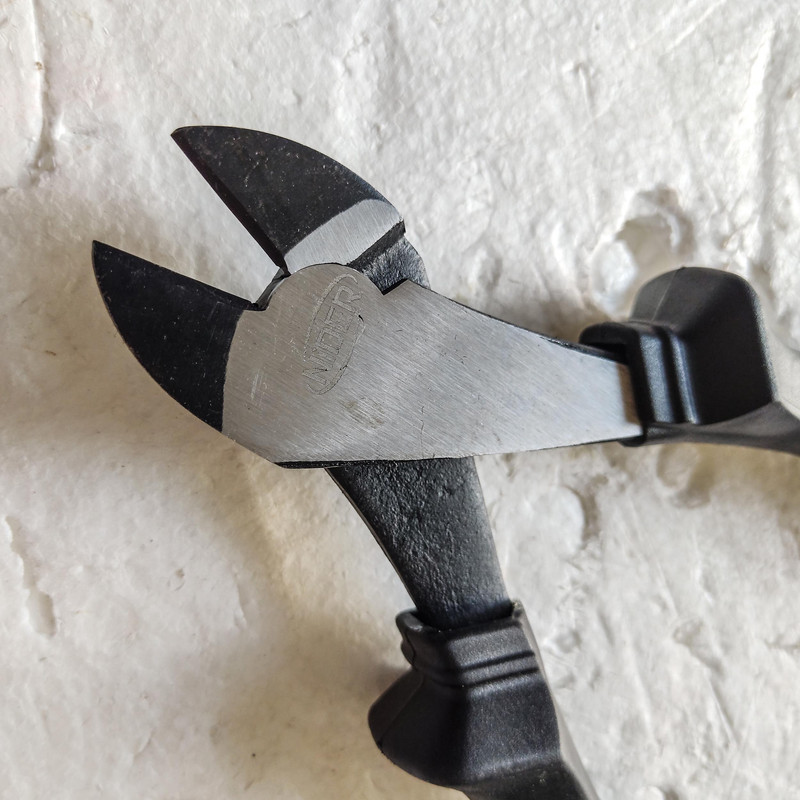 انبر سیم چین نیدر مدل کله گاوی کد HEAVY DUTY CR-V 08  سایز 8 اینچ