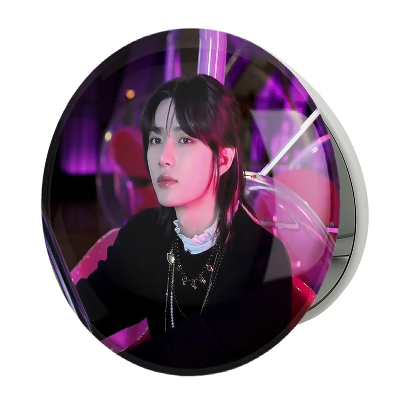 آینه جیبی خندالو طرح بومگیو گروه تی اکس تی TXT مدل تاشو کد 20092 