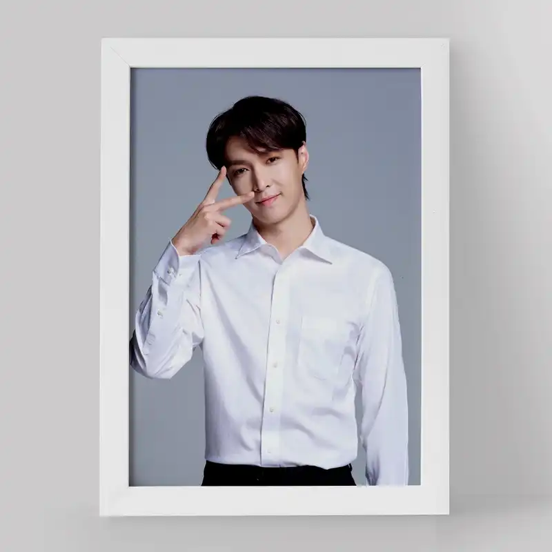 تابلو خندالو مدل لی گروه اکسو EXO کد 16796