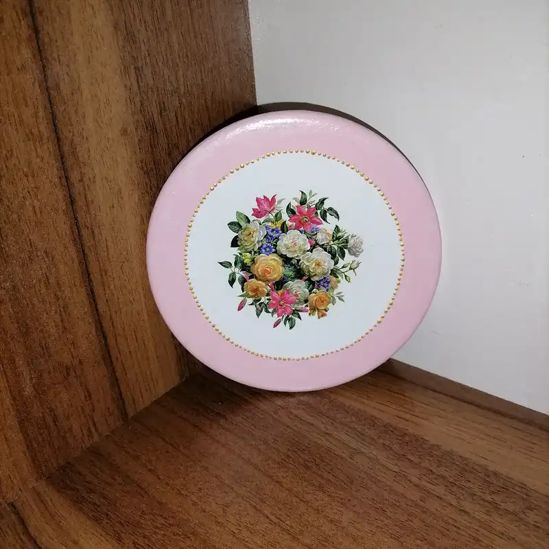 بشقاب دیوارکوب سفالی مدل چهار قل و بوته گل کد 0909 مجموعه 3 عددی