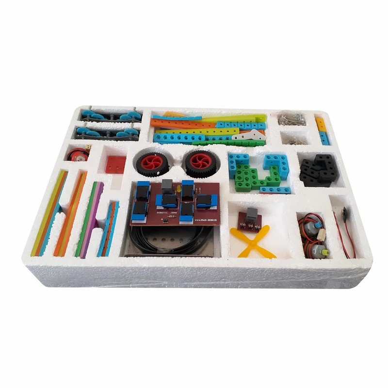 بازی آموزشی مدل فوتبالیست