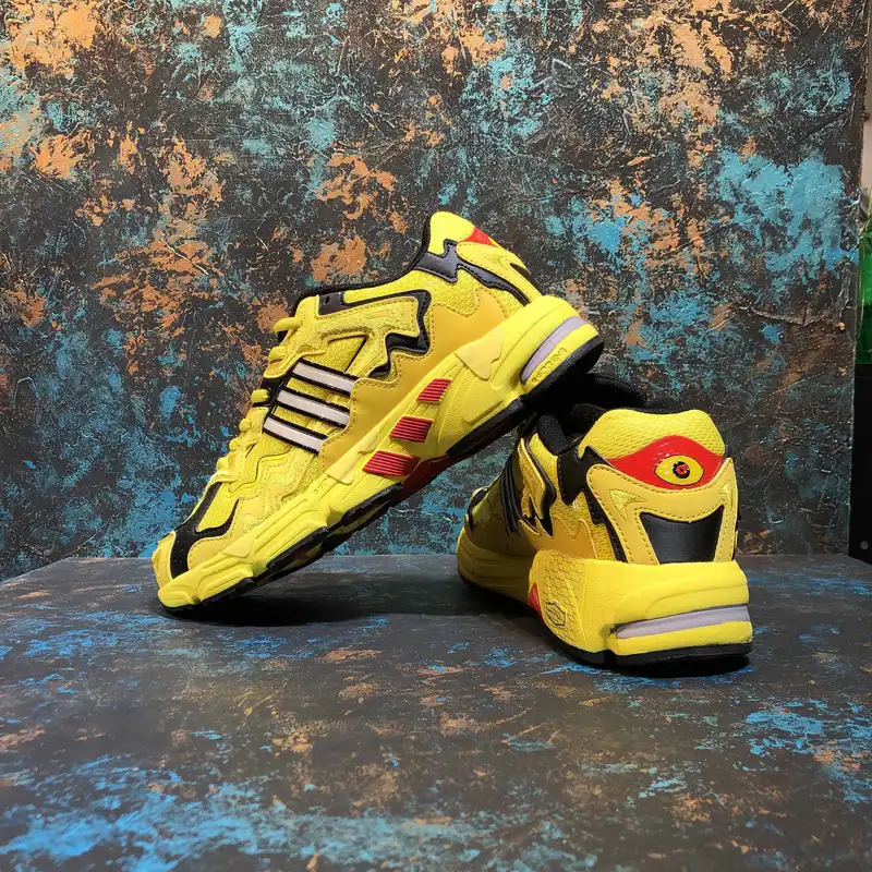 کفش پیاده روی مدل RESPONSE CL BAD BUNNY YEL-104026037