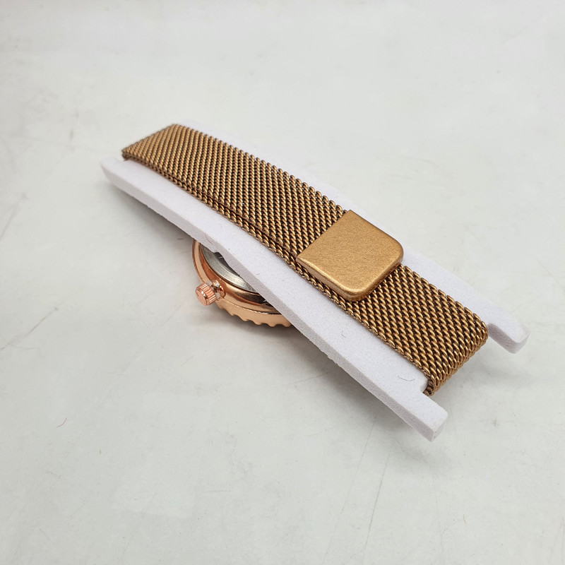 ساعت مچی عقربه ای زنانه مدل R45R