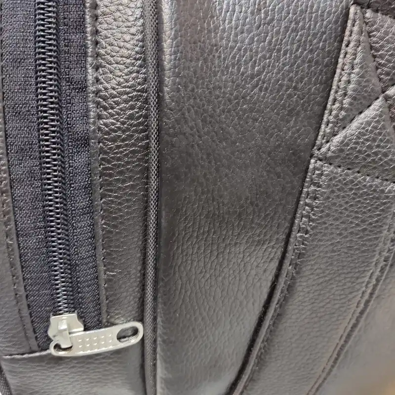 ساک ورزشی مدل چرمی