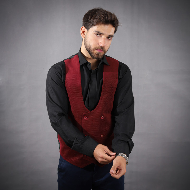 جلیقه مردانه مدل مخمل جودون رنگ قرمز